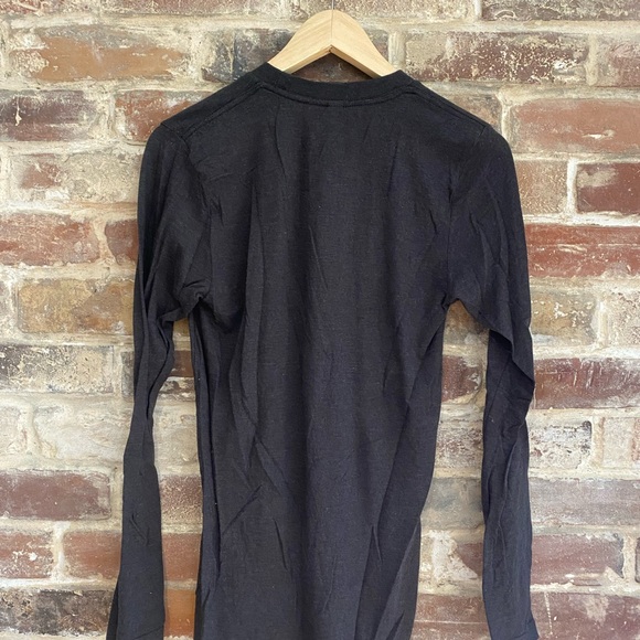 Gray American Apparel long sleeve shirt - Picture 3 of 3